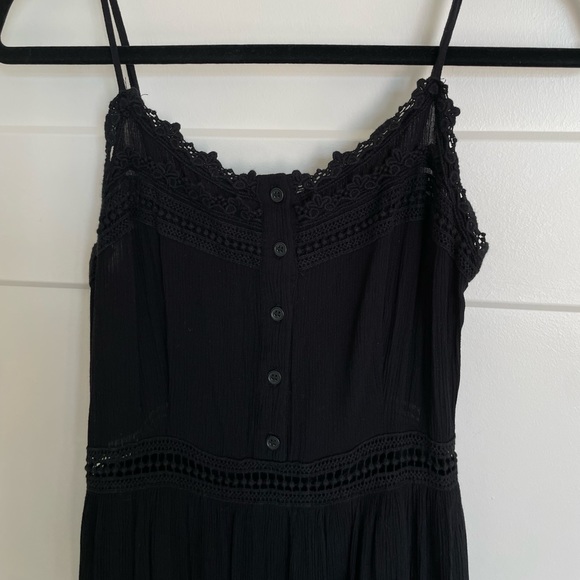 🖤 Lace Crochet Maxi Dress with buttons - Picture 3 of 5